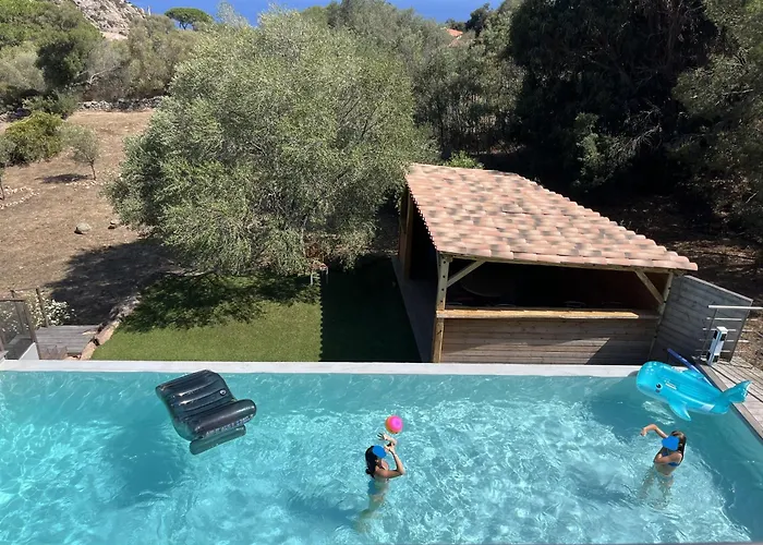 别墅 House With Sea View, Route De Palombaggia *