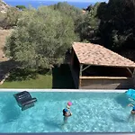 别墅 House With Sea View, Route De Palombaggia *